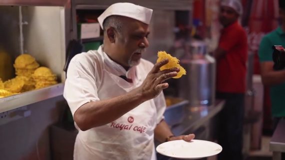 Chaat King in Lucknow India - My Yellow Plate